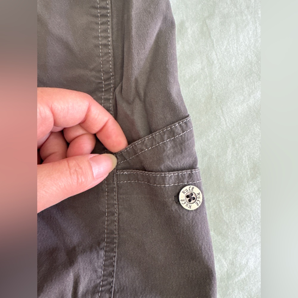 Kuhl gray bermuda shorts Sz 6 women’s EUC - Picture 4 of 5